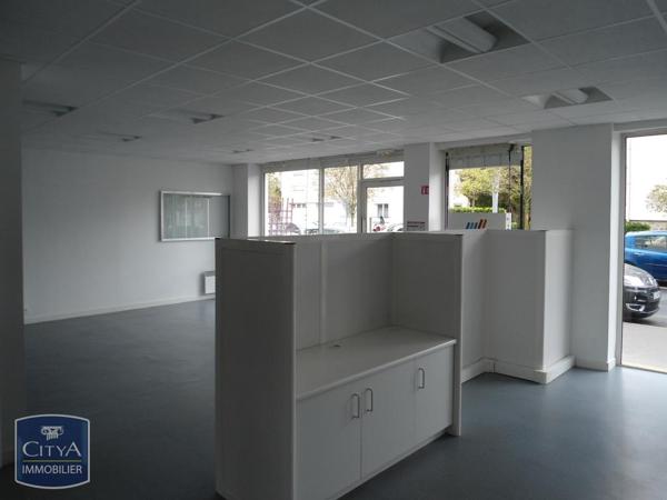 Local professionnel à louer 117.47m²