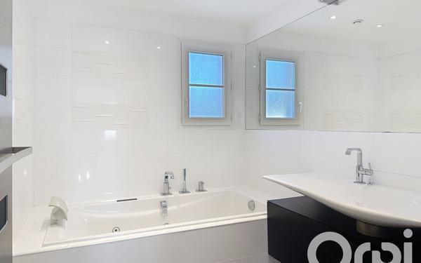 Maison à vendre    7 pièces •  Ballainvilliers