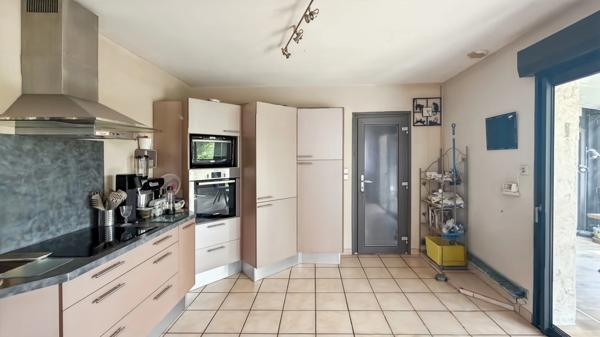 MAISON INDIVIDUELLE à rafraîchir