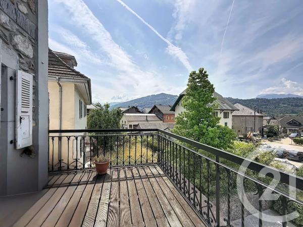 Appartement à vendre  3 pièces - 52,80 m 2   TANINGES  - 74