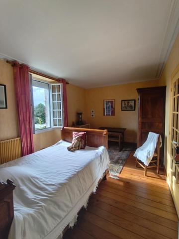 Maison à JALLAIS, 49510 - 7 pièces 206m²