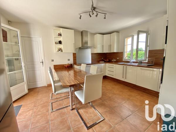 Maison à vendre 6 pièces 165 m² Alleins