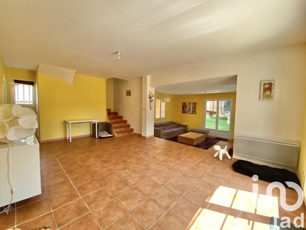 Maison à vendre 6 pièces 165 m² Alleins