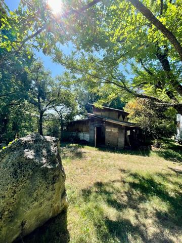 À vendre – Maison de campagne 5 pièces, 121 m² sur 7000² de terrain avec dépendances – Montricoux (82)