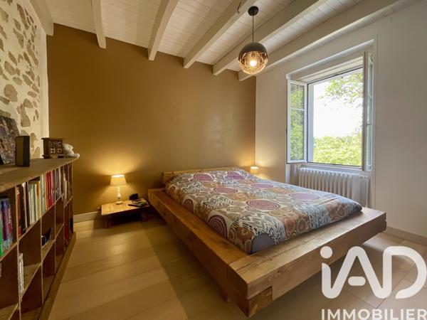 Maison à vendre 10 pièces 224 m² Rilhac-Rancon