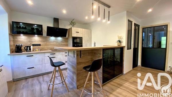 Maison à vendre 10 pièces 224 m² Rilhac-Rancon