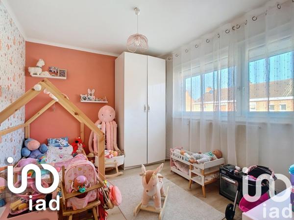 Maison traditionnelle 5 pièces de 104 m² à Montigny-en-Gohelle (62640)