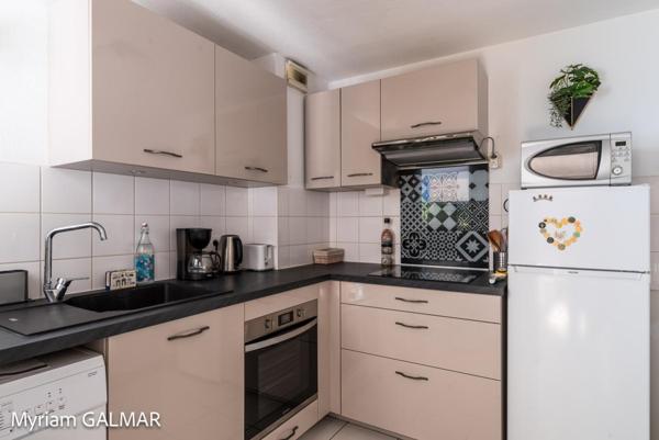 Bel appartement T2 avec grande terrasse emplacement recherché à Bordeaux Bastide