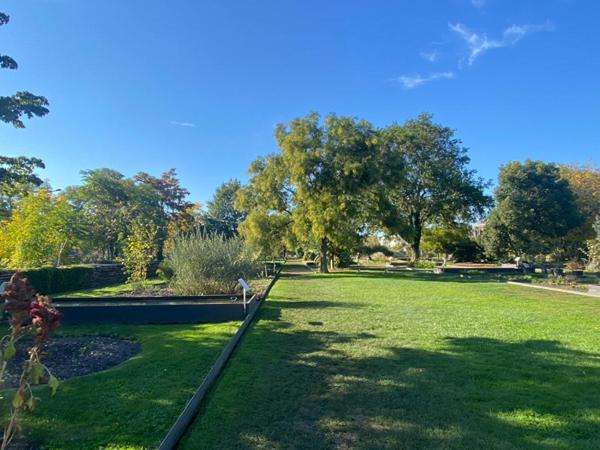 Bel appartement T2 avec grande terrasse emplacement recherché à Bordeaux Bastide