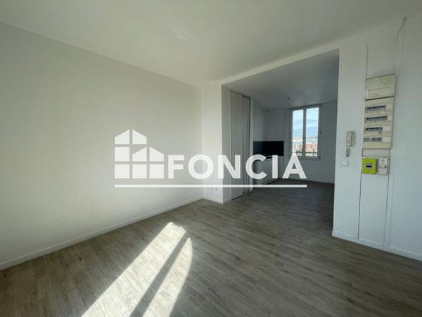 Location Appartement 4 pièces 77 m² - 177 BOULEVARD AMIRAL MOUCHEZ Le Havre 76600