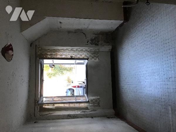 Maison de ville avec cour intérieure au centre de CAMPAN, avec appartement indépendant détachable.