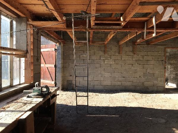 Maison de ville avec cour intérieure au centre de CAMPAN, avec appartement indépendant détachable.