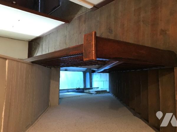 Maison de ville avec cour intérieure au centre de CAMPAN, avec appartement indépendant détachable.