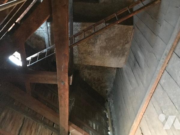 Maison de ville avec cour intérieure au centre de CAMPAN, avec appartement indépendant détachable.