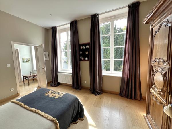 Maison à Santes, 59211 - 8 pièces 300m²