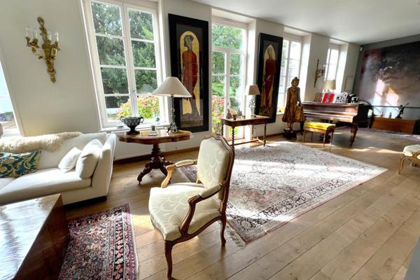 Maison à Santes, 59211 - 8 pièces 300m²