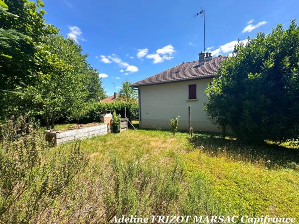 MAISON INDIVIDUELLE 150M2 - 3 CHAMBRES - TERRAIN 606M2 - VERANDA - SOUS SOL COMPLET - CENTRE VILLE