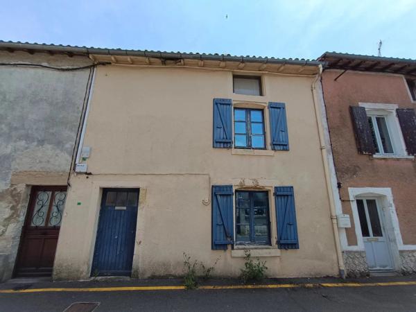 Maison de ville 3/4 chambres à renover