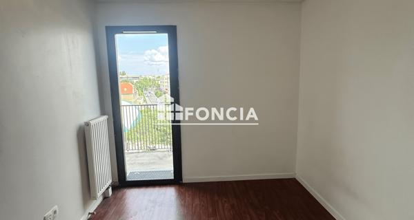 Location Appartement 3 pièces 67.42 m² - Colombes 92700