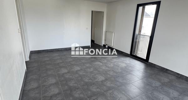 Location Appartement 3 pièces 67.42 m² - Colombes 92700