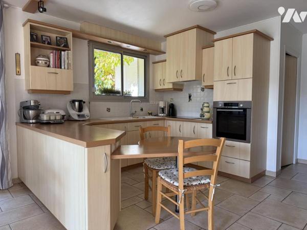 Maison traditionnelle contemporaine