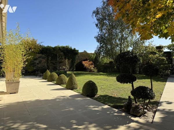 Maison traditionnelle contemporaine