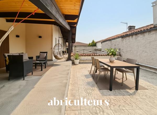 Maison 150 m² 5 pièces cour garage Cognac