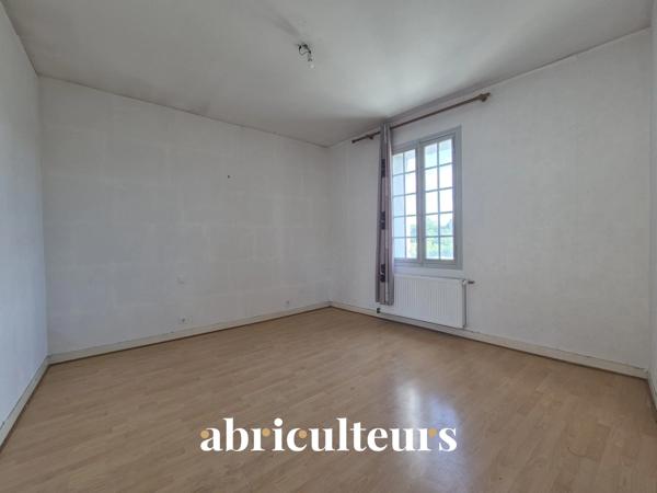 Maison 150 m² 5 pièces cour garage Cognac