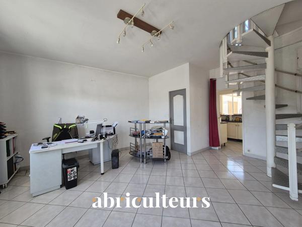 Maison 150 m² 5 pièces cour garage Cognac
