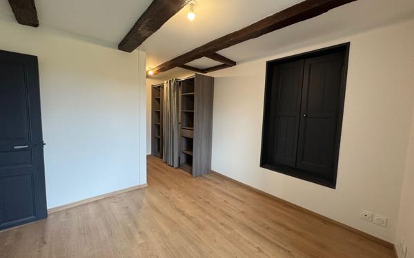 Maison à louer    3 pièces • 70 m2 Saint-Amans-Soult