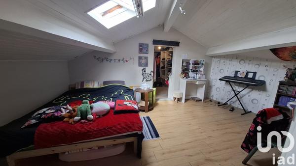 Appartement 6 pièces de 112 m² à Vals-près-le-Puy (43750)