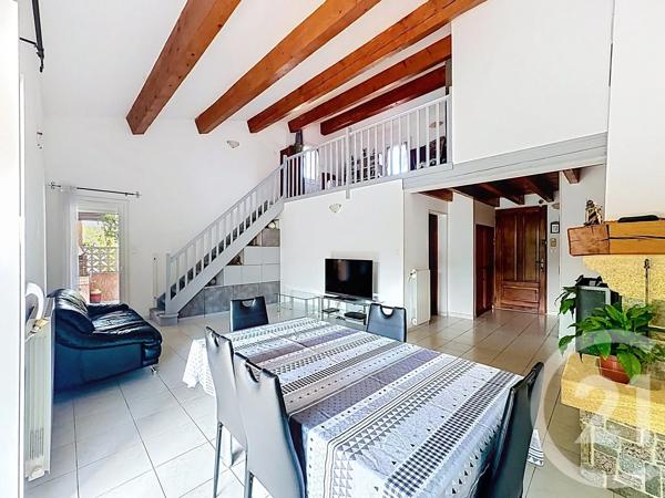 Maison à vendre  6 pièces - 140 m 2   TRETS  - 13