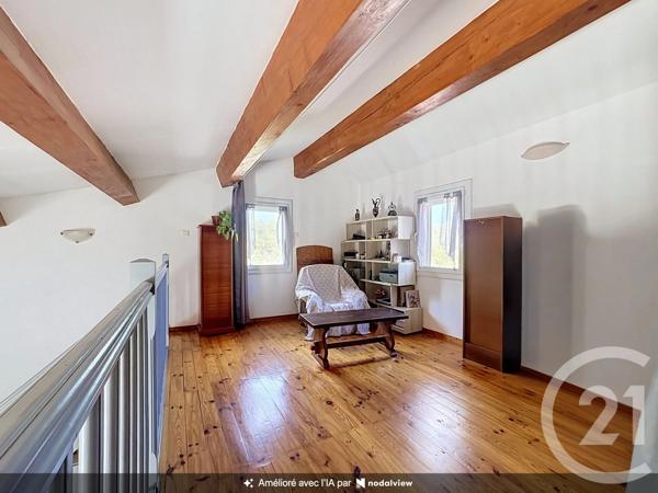 Maison à vendre  6 pièces - 140 m 2   TRETS  - 13