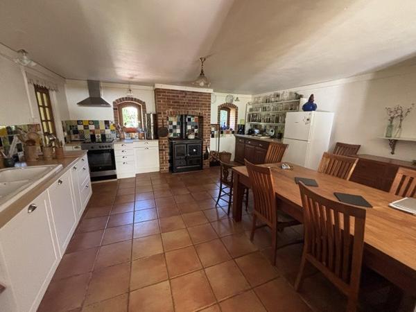 Maison à vendre 187 424 € Cussac 5 p 141 m² DPE E