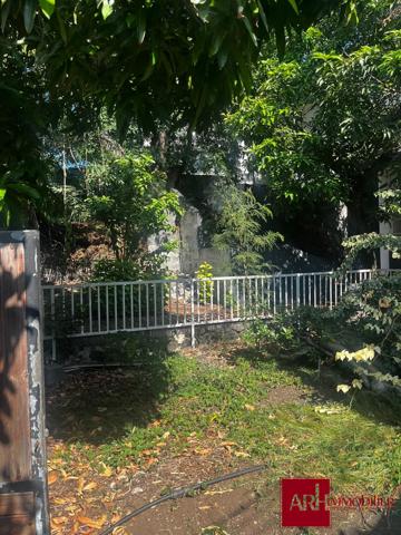 A VENDRE - Maison T3 à rénover – Hyper centre de Saint-Pierre