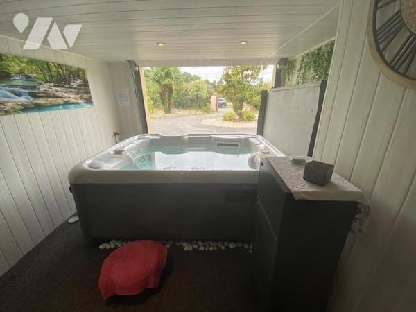 Maison à vendre - LONGAULNAY (35 190) - Belle propriété bien entretenue, située proche de l'axe...