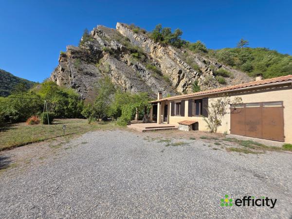 Maison
         5 pièces
        - 105 m² Exclusivité 250 000 € *