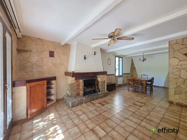 Maison
         5 pièces
        - 105 m² Exclusivité 250 000 € *