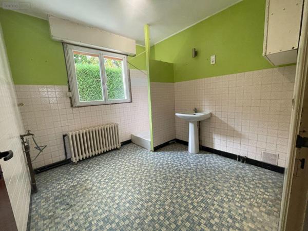 Maison à vendre à Saint-Pol-sur-Ternoise dans le Pas-de-Calais (62130), ref : 2460   
centre