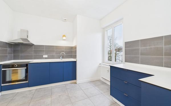 Immeuble à vendre    10 pièces • 235 m2 Strasbourg