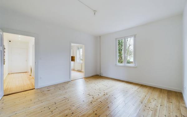 Immeuble à vendre    10 pièces • 235 m2 Strasbourg