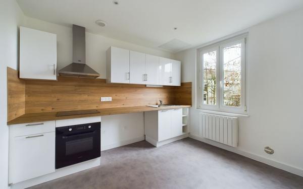 Immeuble à vendre    10 pièces • 235 m2 Strasbourg