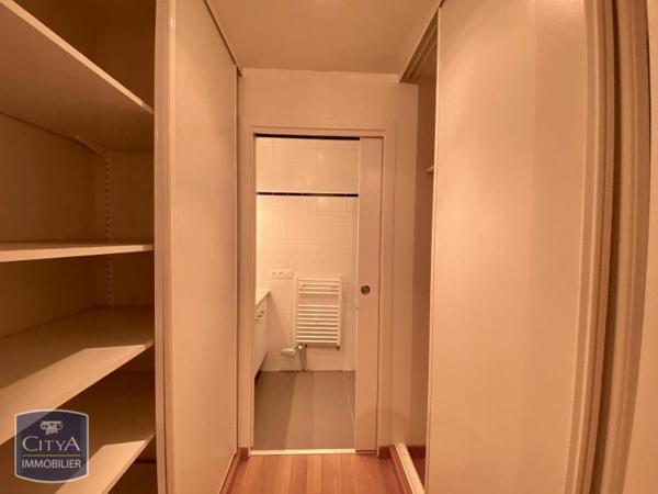 Appartement à louer 4 pièces 106m²