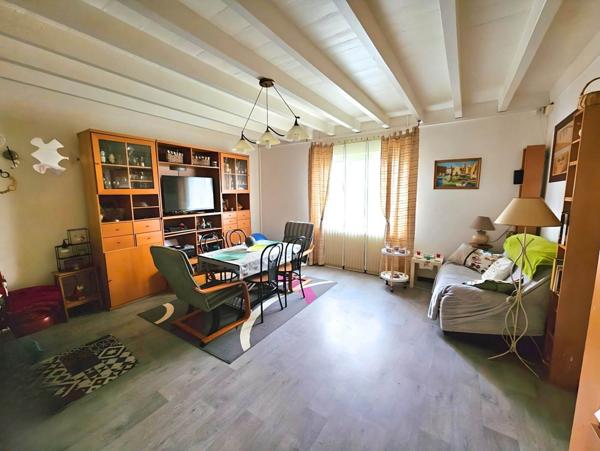 Coutras (33230) Rare à Coutras – Maison familiale 133 m² avec potentiel locatif – Vente à terme libre