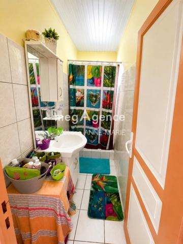 Immeuble à RIVIERE-PILOTE, 97211 - 182m²