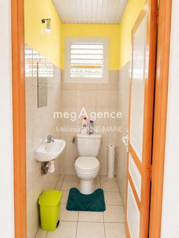 Immeuble à RIVIERE-PILOTE, 97211 - 182m²