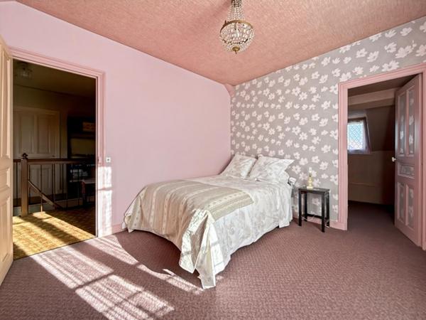 Maison Saint Clement 6 pièce(s) 124 m2