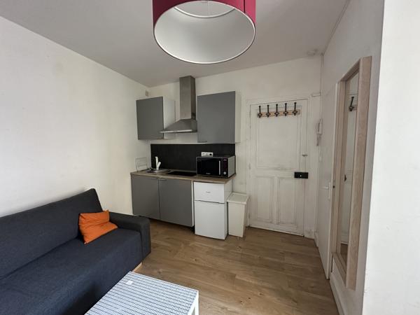 Location appartement T1 meublé - Centre-ville