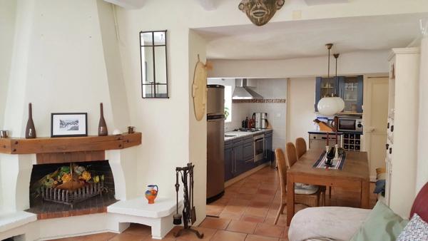 Maison de ville avec garage et terrasse