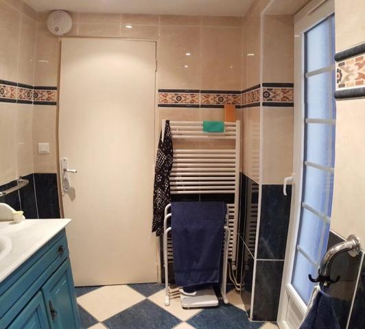 Maison de ville avec garage et terrasse